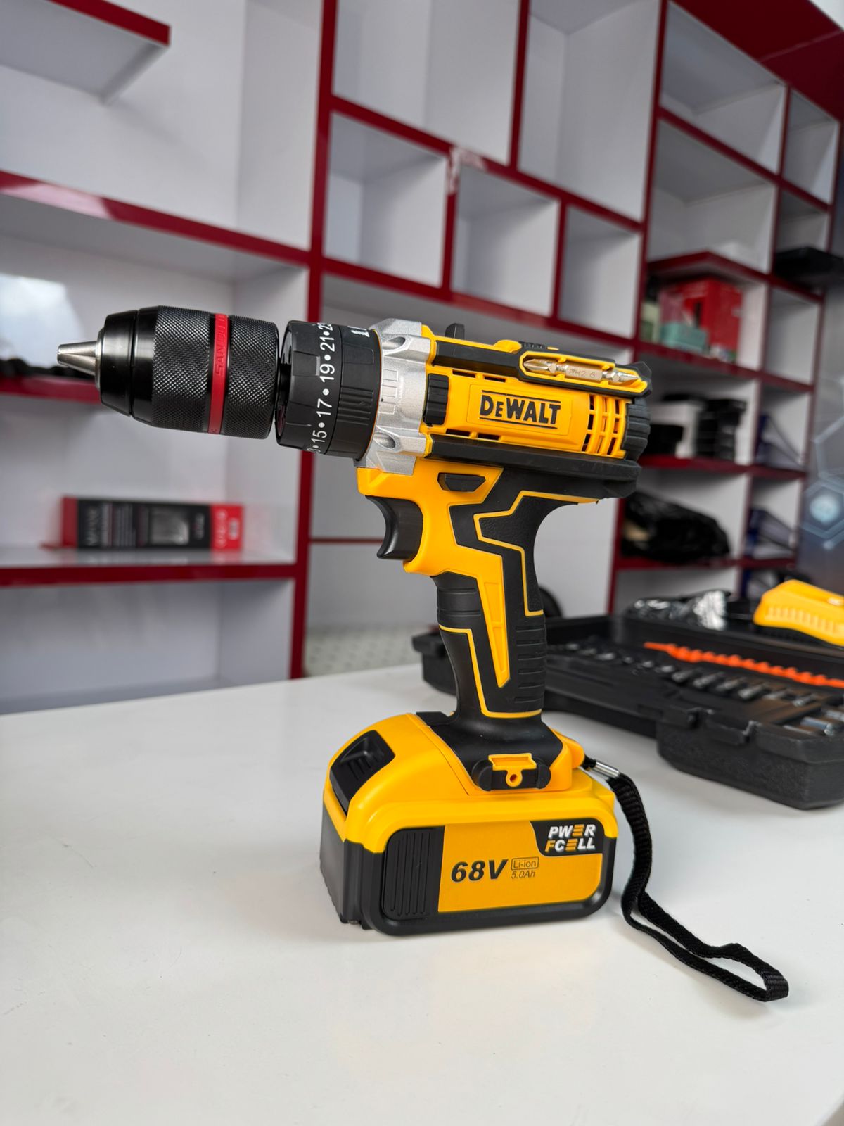 Miniatura 5 de TALADRO INALAMBRICO 68V 1/2